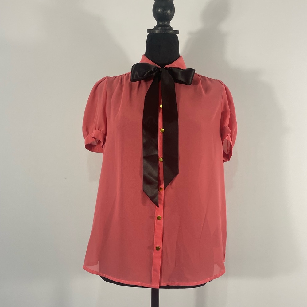 Coral, short sleeve, gold button up shirt,Sheer,bow tie,size Medium - Picture 8 of 9